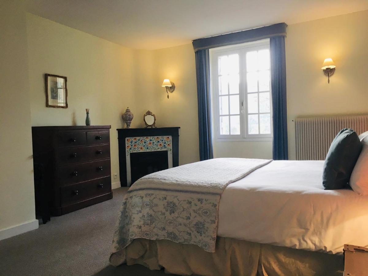 Bed and Breakfast Manoir Du Bois Mignon Le Fleix Екстер'єр фото