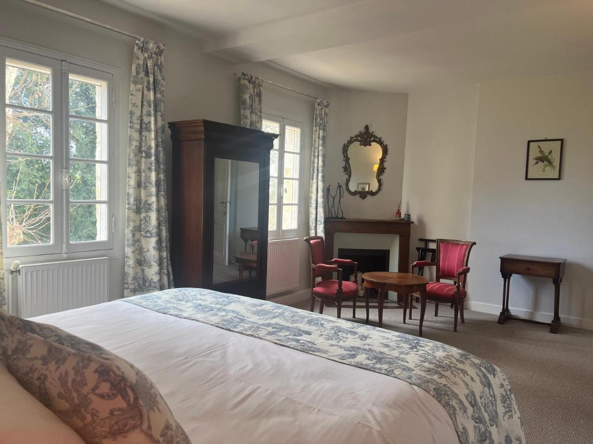 Bed and Breakfast Manoir Du Bois Mignon Le Fleix Екстер'єр фото